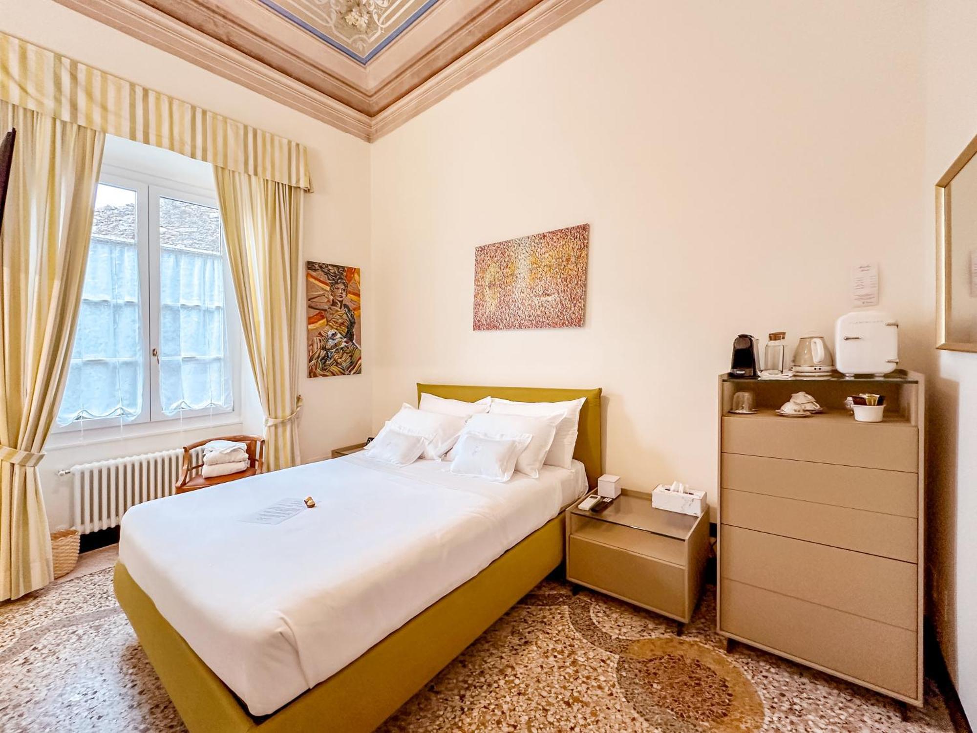Gelsomino Exclusive House Couette-café