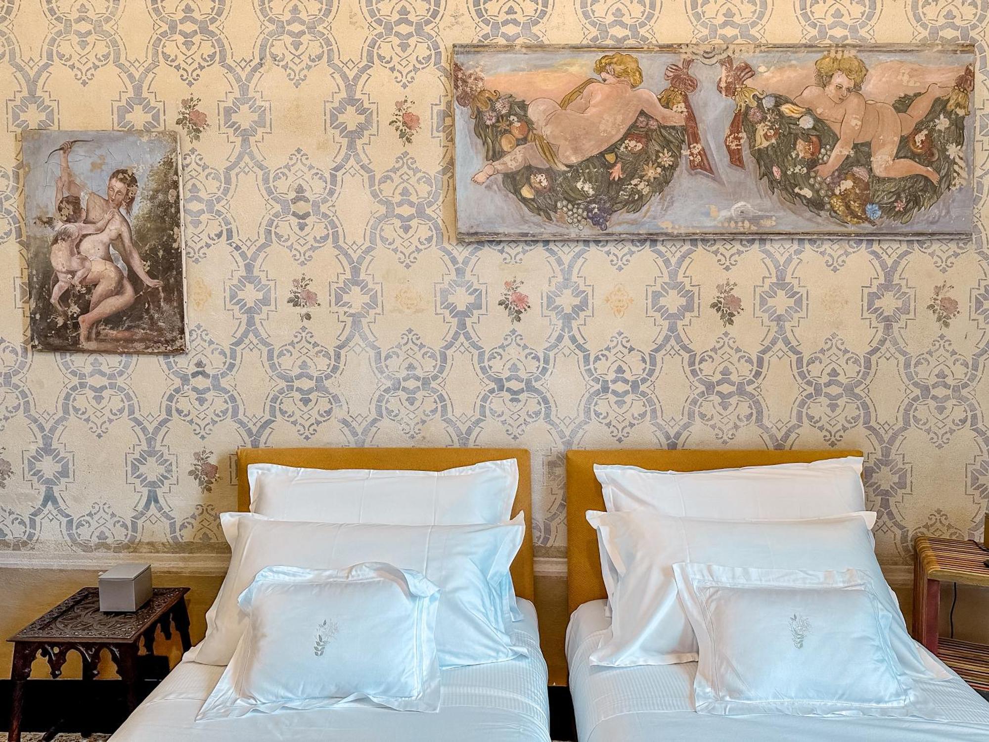 Gelsomino Exclusive House Couette-café