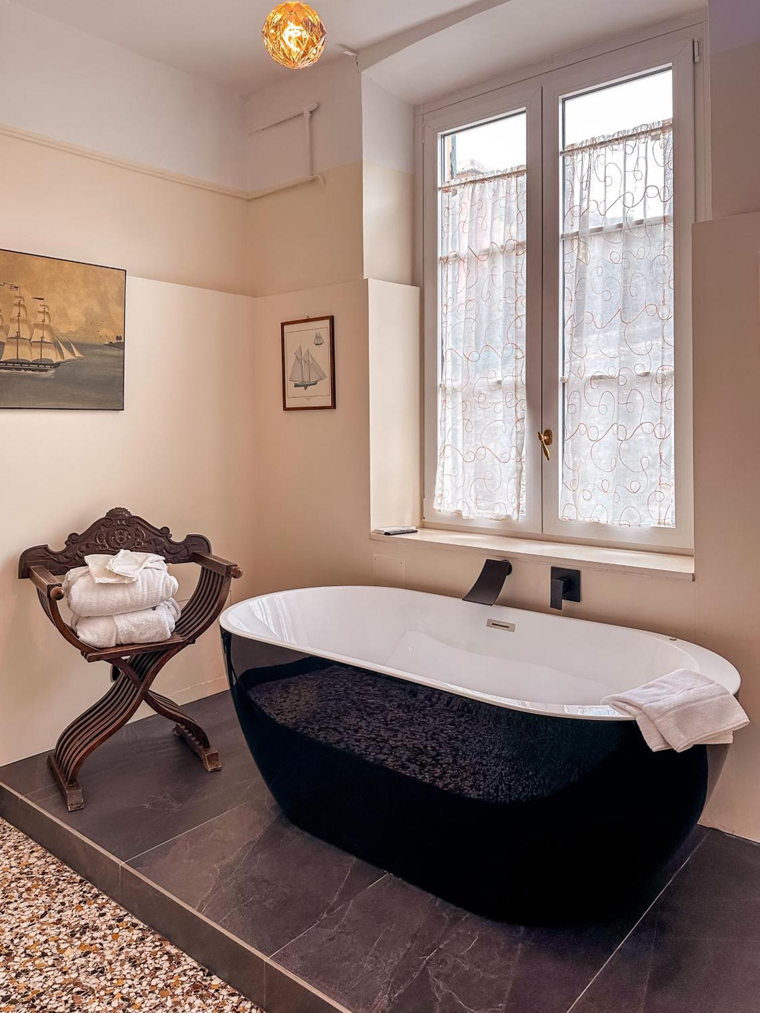 Gelsomino Exclusive House Bed and breakfast 2*